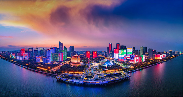 錢(qián)塘江在哪個(gè)省哪個(gè)市，錢(qián)塘江位于今天的哪個(gè)城市